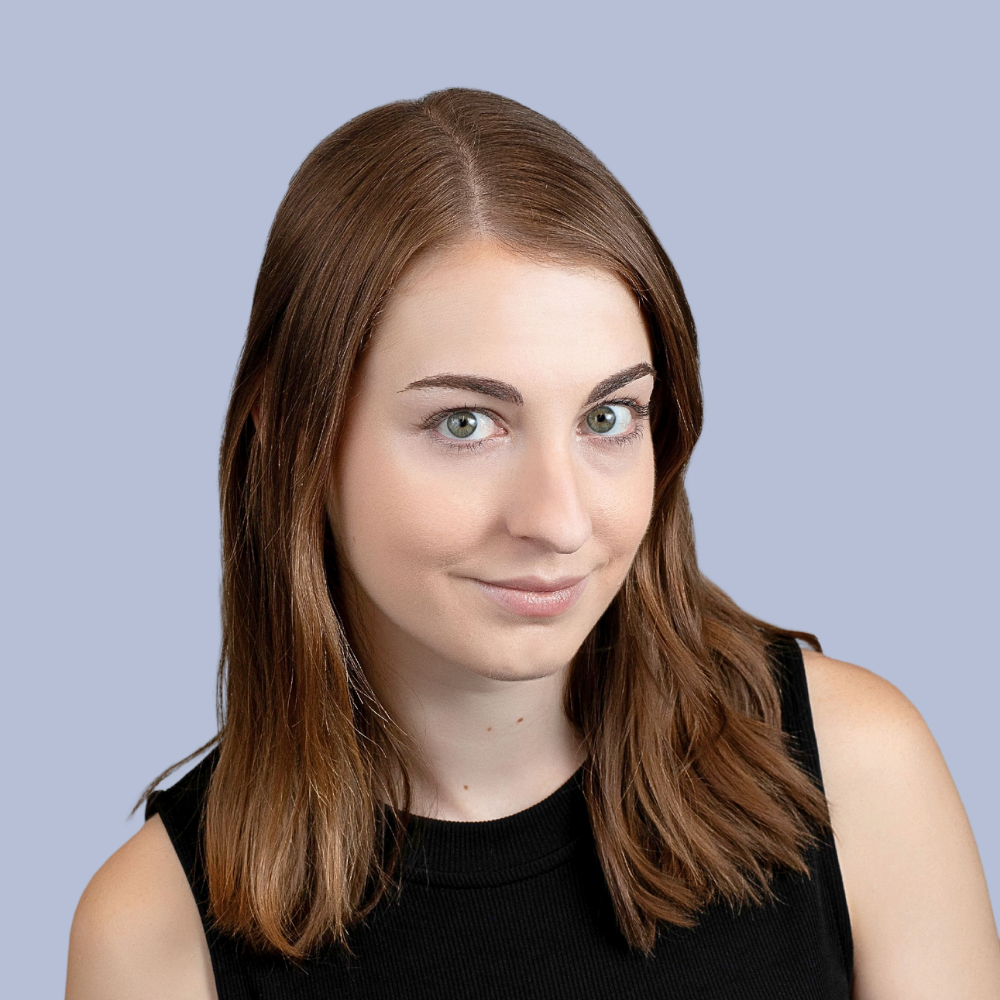 Headshot of Lindsey Garland