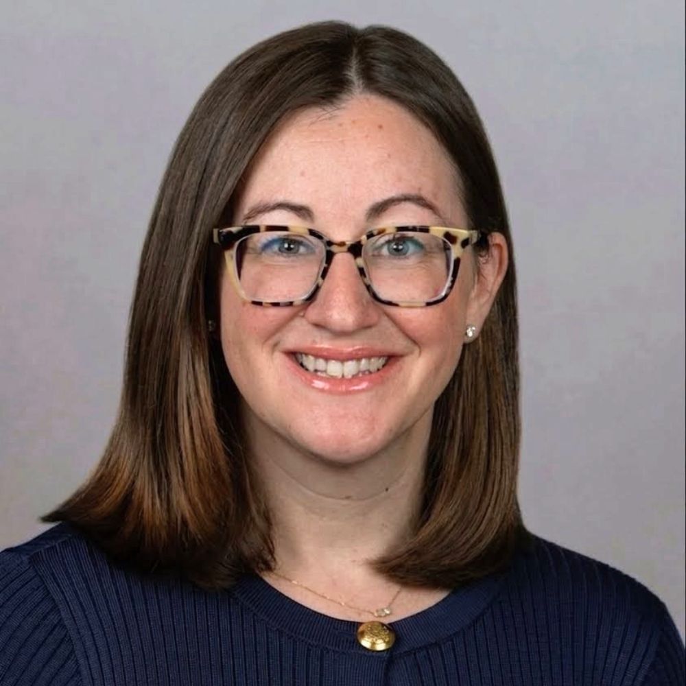 Headshot of Kristen Elkins