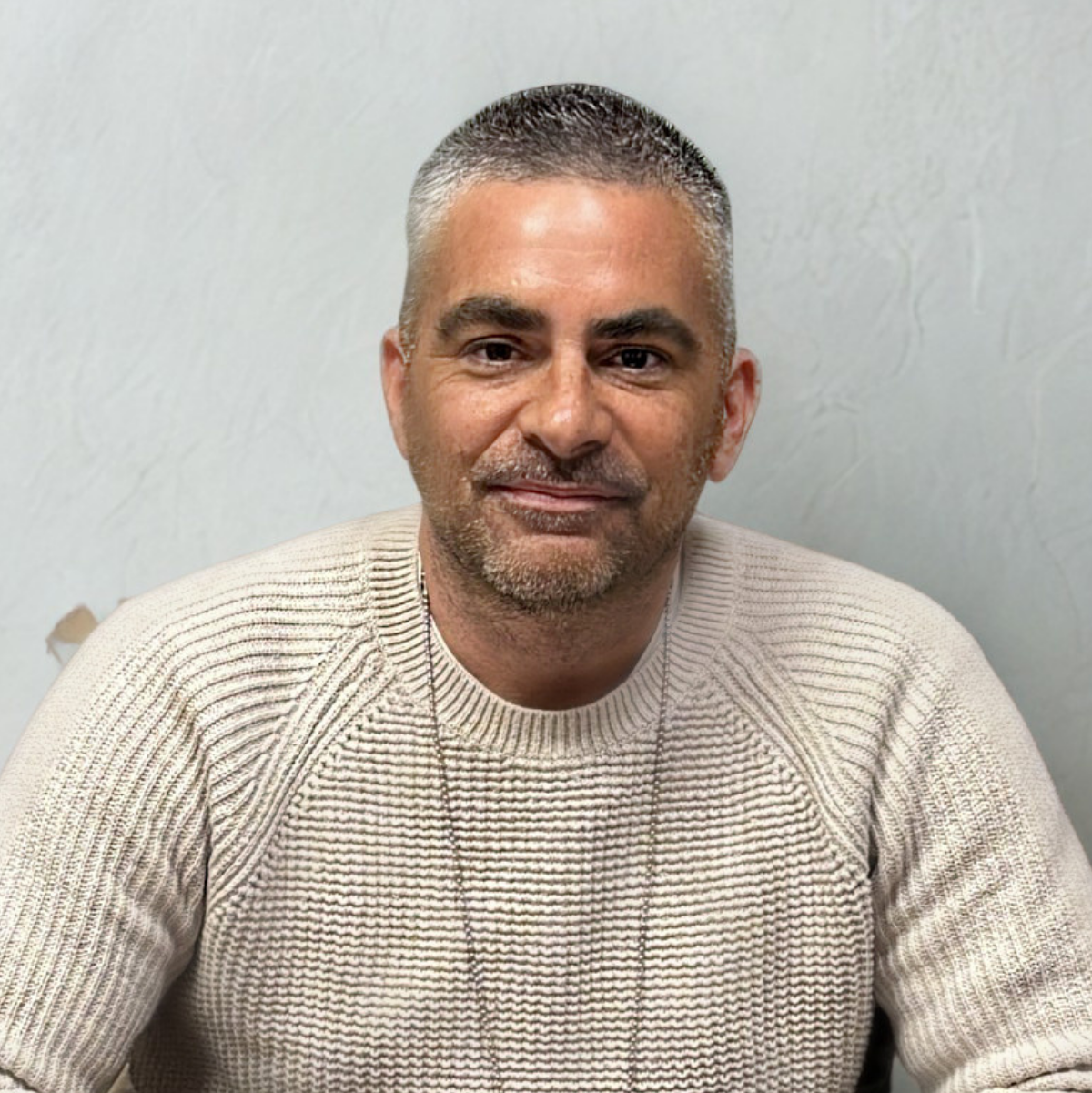 Headshot of Victor Connolly