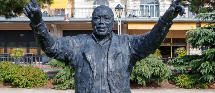 Statue of Quincy Jones