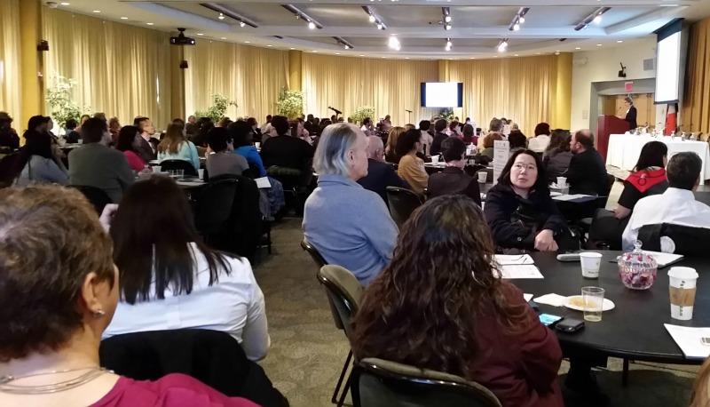 default title summit crowd